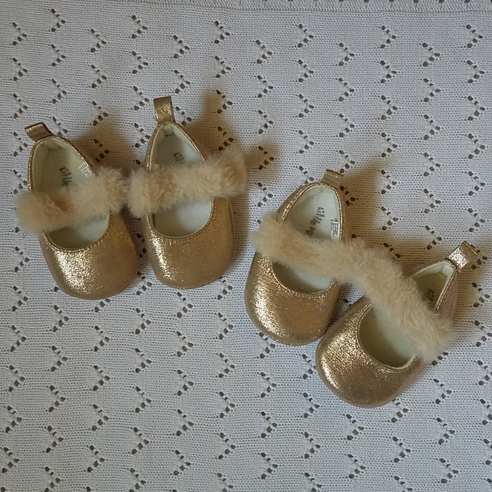 Gold shoes for babies girls